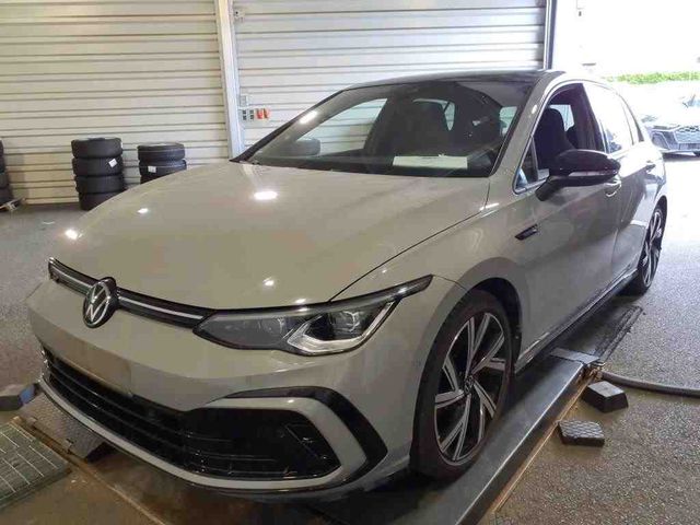 Golf VIII 2.0 TSI R-LINE BLACKSTYLE PANO+KAM+ACC