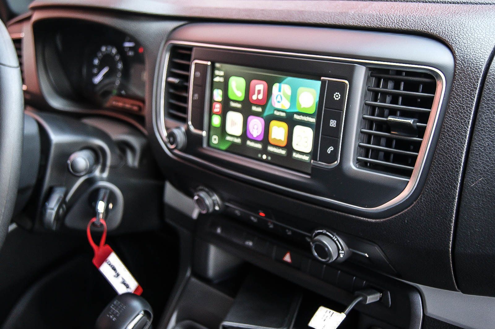 Fahrzeugabbildung Opel Vivaro Kasten 1.5d  Edition S Apple CarPlay ANHZ