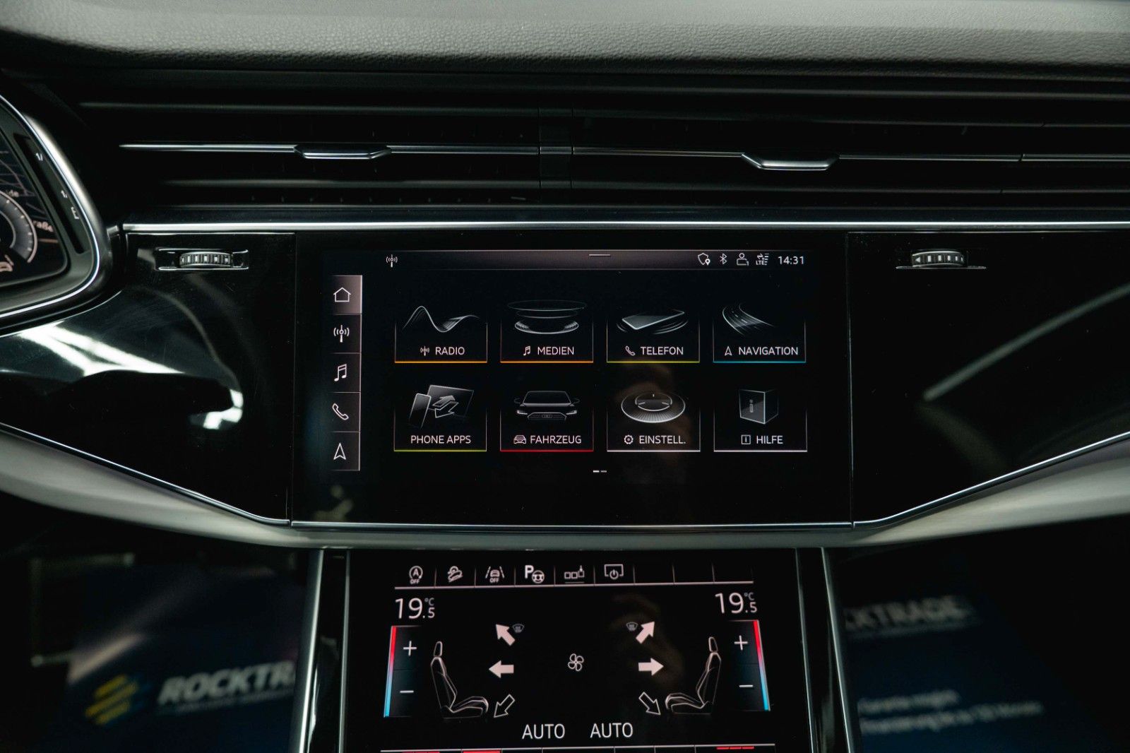 Fahrzeugabbildung Audi Q8 50 TDI quattro S-Line Black Design*ACC*22Zoll