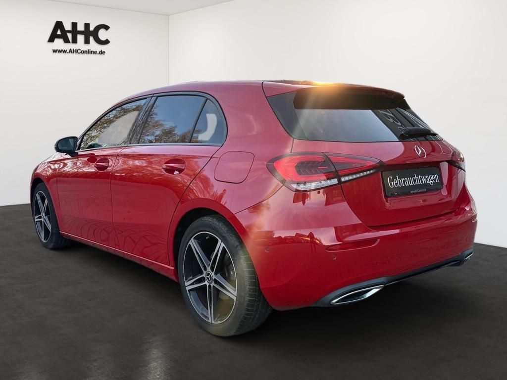 Fahrzeugabbildung Mercedes-Benz A 200 Progressive Night Totwi. Navi LED SHZ KAM