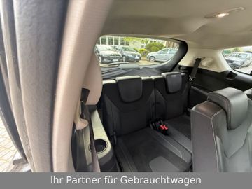 Ford S-Max - 9