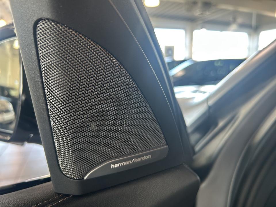 BMW X5 M60i 22" SkyLounge Sitzbelüftung Massage