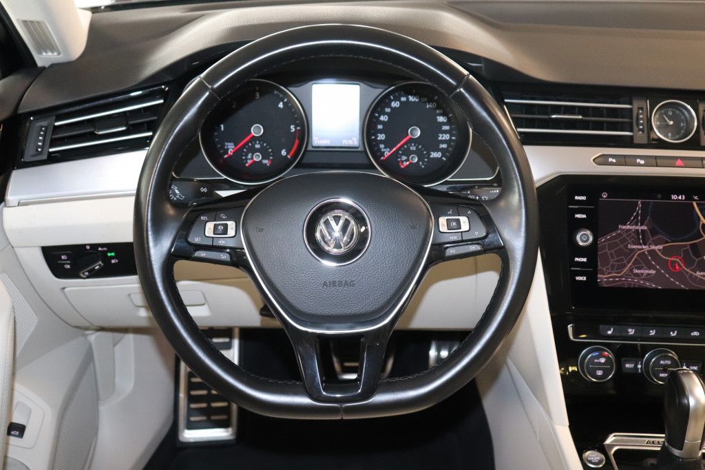 Fahrzeugabbildung Volkswagen Passat Alltrack 2.0TDI 4Mot.DSG-Navi-LED-AHK-ACC