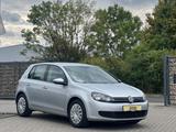 Volkswagen Golf VI *Behindertengerecht* 2 Hand* - mit Diesel-Antrieb: Kleinwagen, Automatik