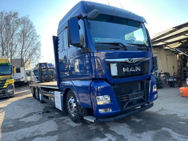 MAN TGX 26.440 - Plattform