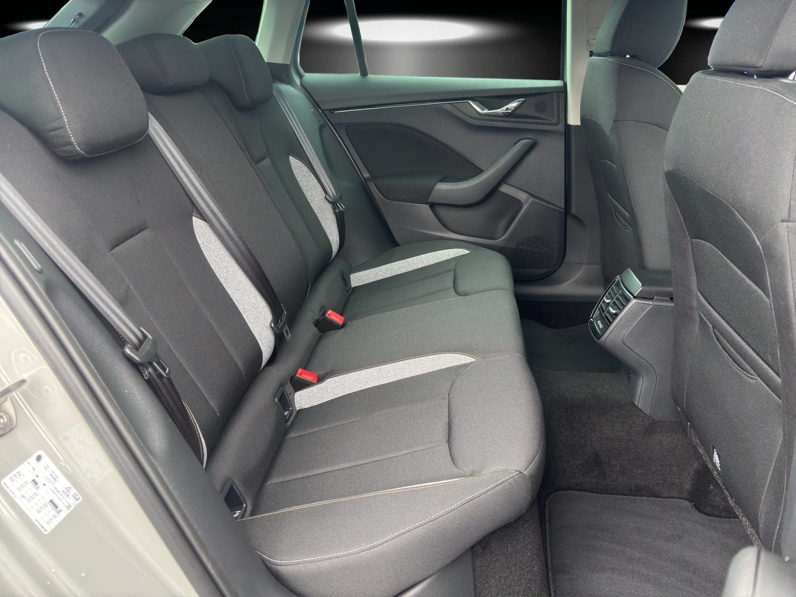 Fahrzeugabbildung SKODA Scala Balance 1,5 TSI 110 kW DSG