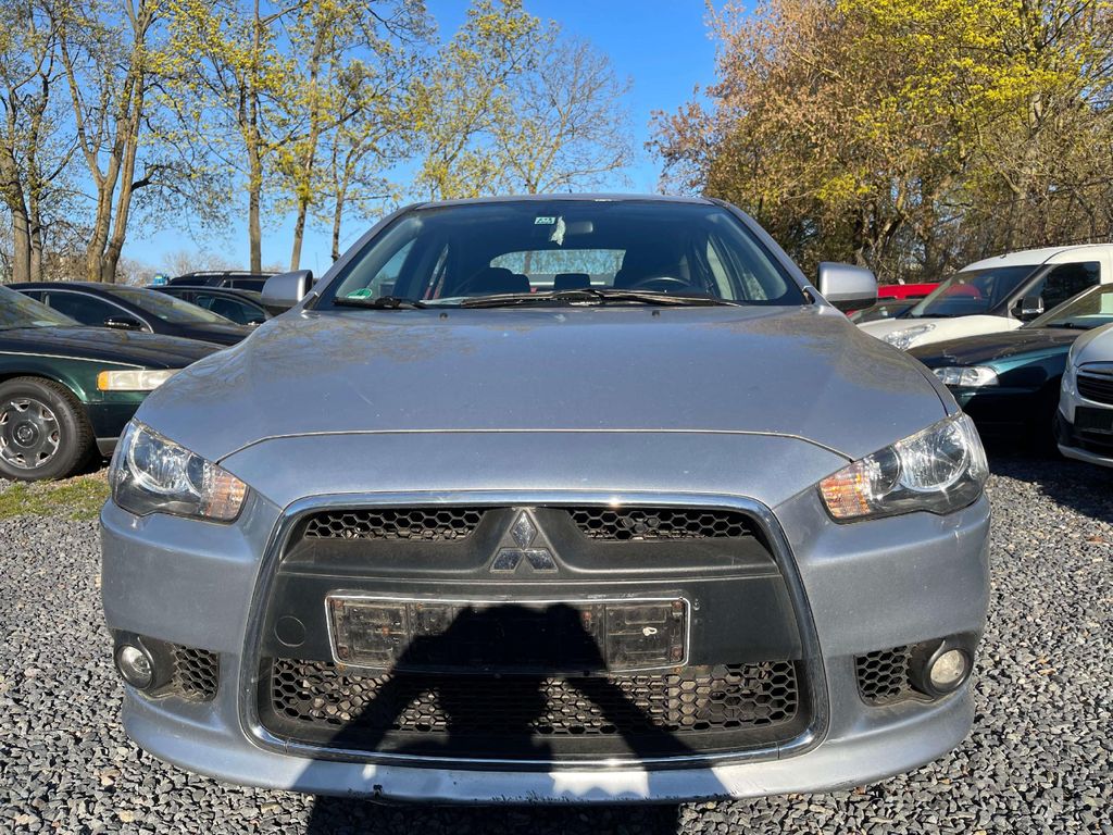 Mitsubishi Lancer
