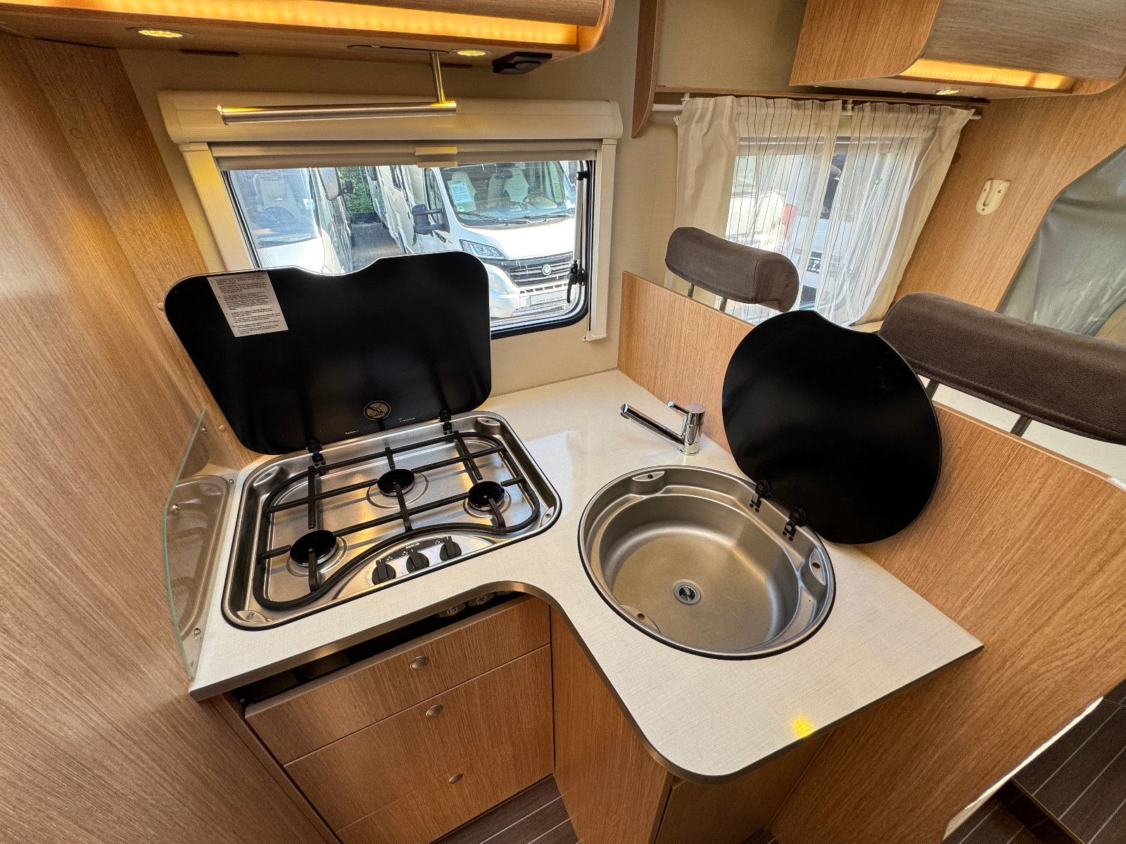Fahrzeugabbildung Sunlight T 68 FIAT DUCATO NAVI KAMERA SAT TV EB & HUBBETT