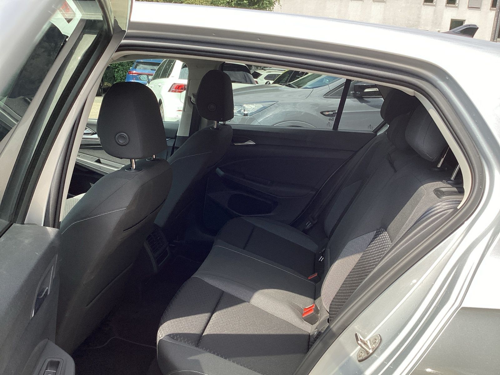 Volkswagen Golf - Bild 14