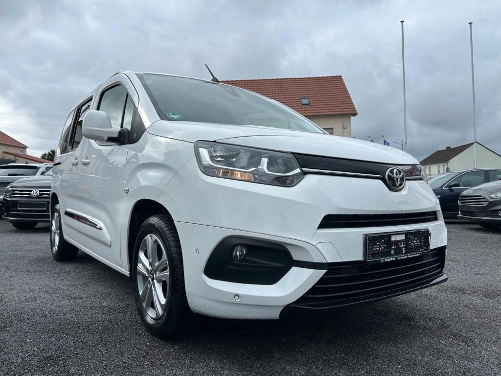 Toyota Proace CITY VERSO L1 AUT + LANE ASS + KAMERA