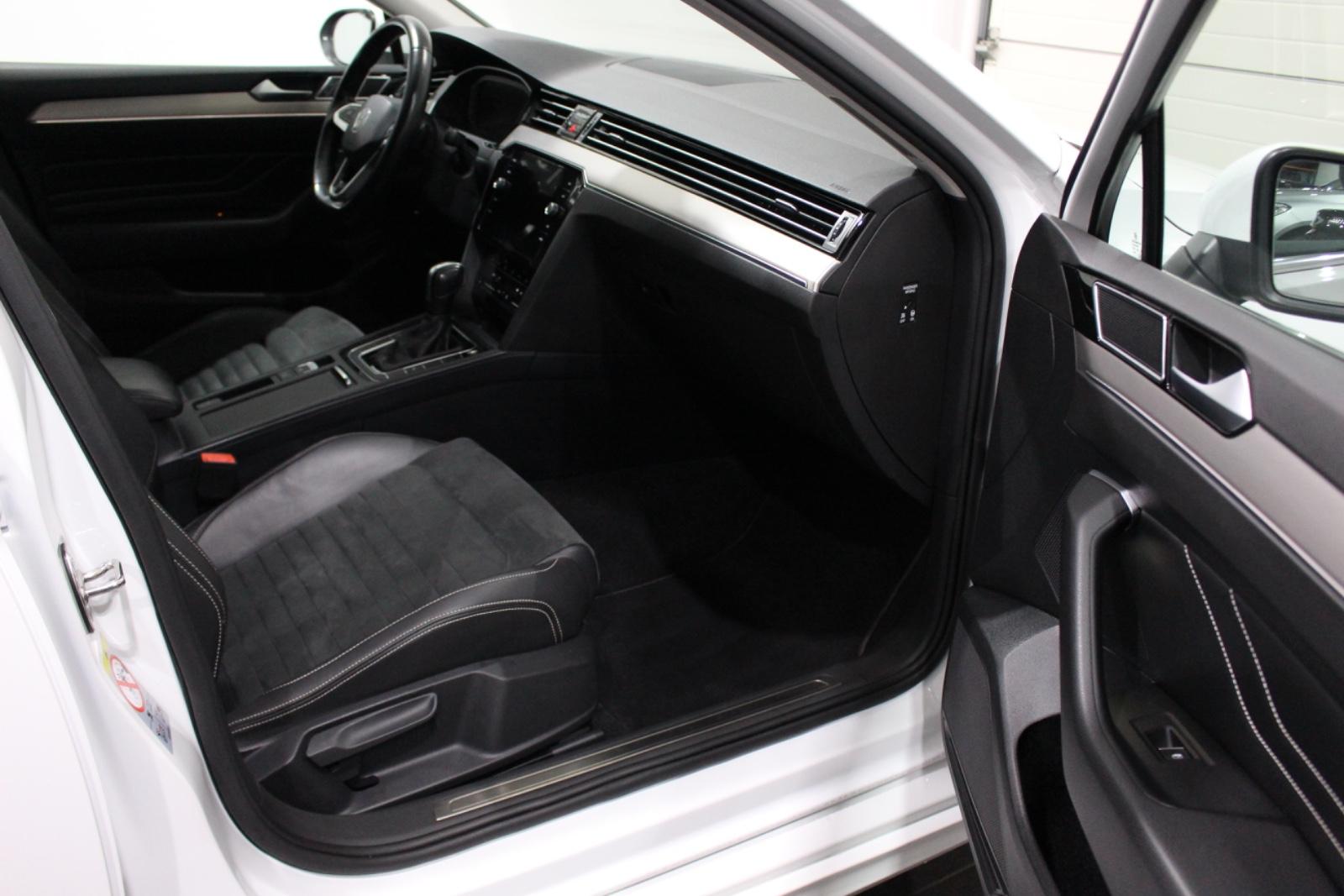 Volkswagen Passat 4M R Line Matrix Virtual STDHZG AHK ACC