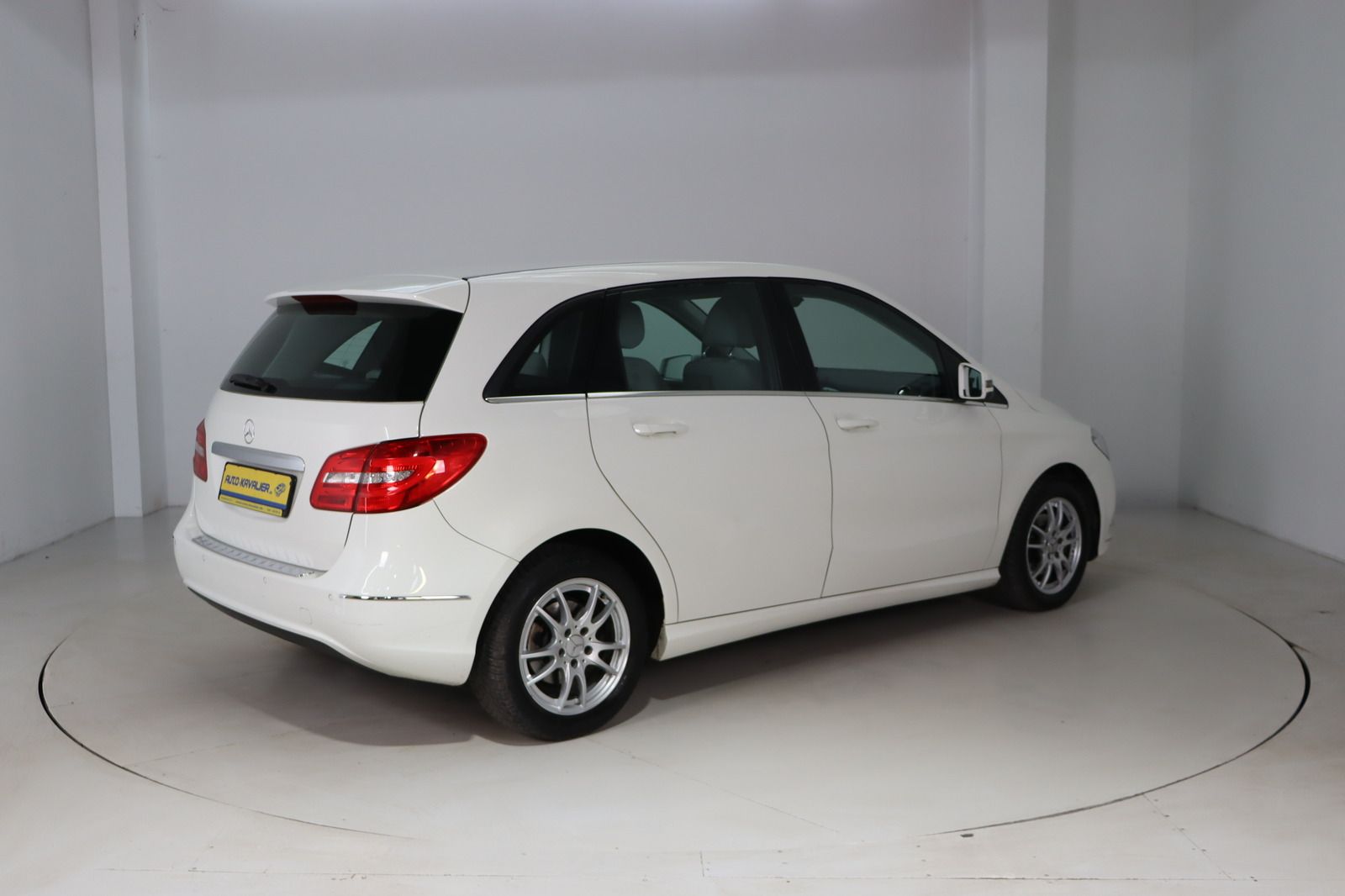 Fahrzeugabbildung Mercedes-Benz B 180 BlueEFFICIENCY * Bi-Xenon * Navi * SHZ *