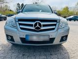 Mercedes-Benz Mercedes Benz GLK 300 - Mercedes-Benz GLK 300 mit Benzin-Antrieb: Automatik
