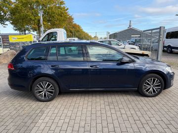 Volkswagen Golf - 4