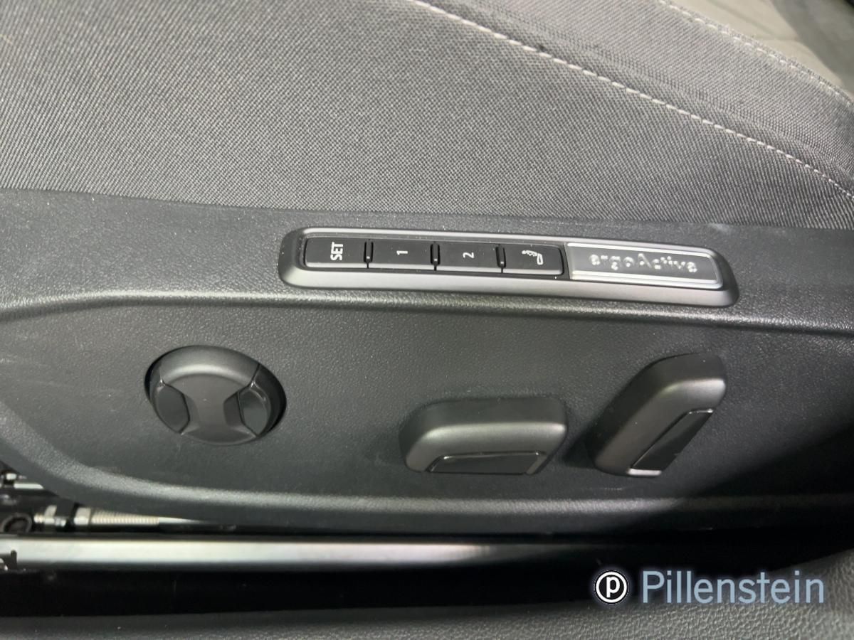 Volkswagen Golf - Bild 8