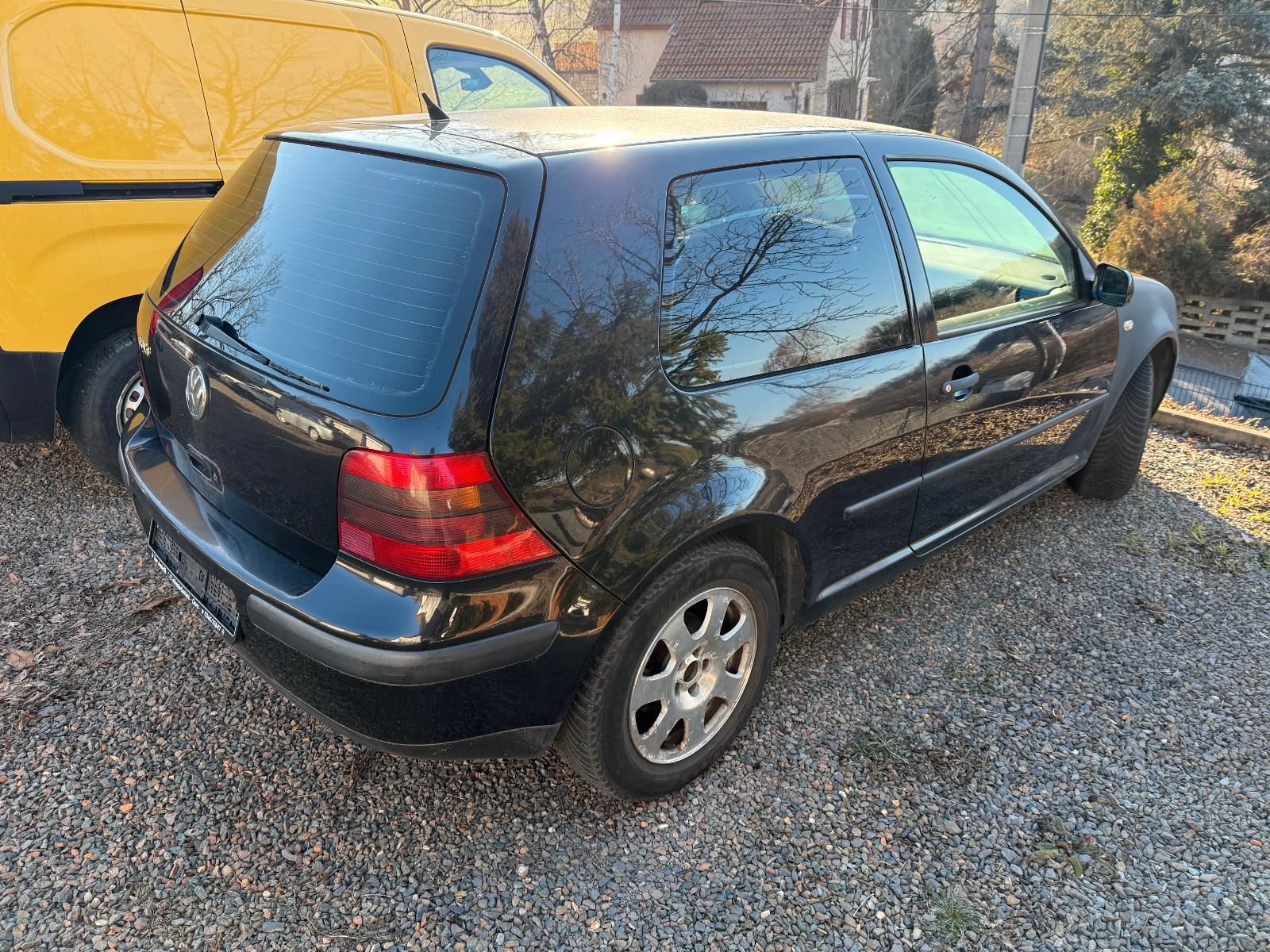 Volkswagen Golf 1.4  mit Klima und TÜV bis 03/2028