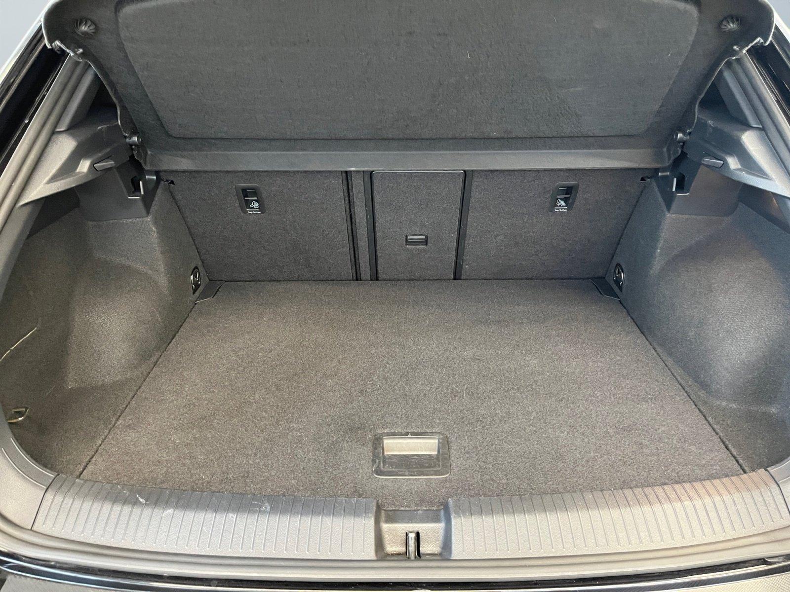 Volkswagen T-Roc Sport 2.0 TDI DSG ACC Kamera Navigation