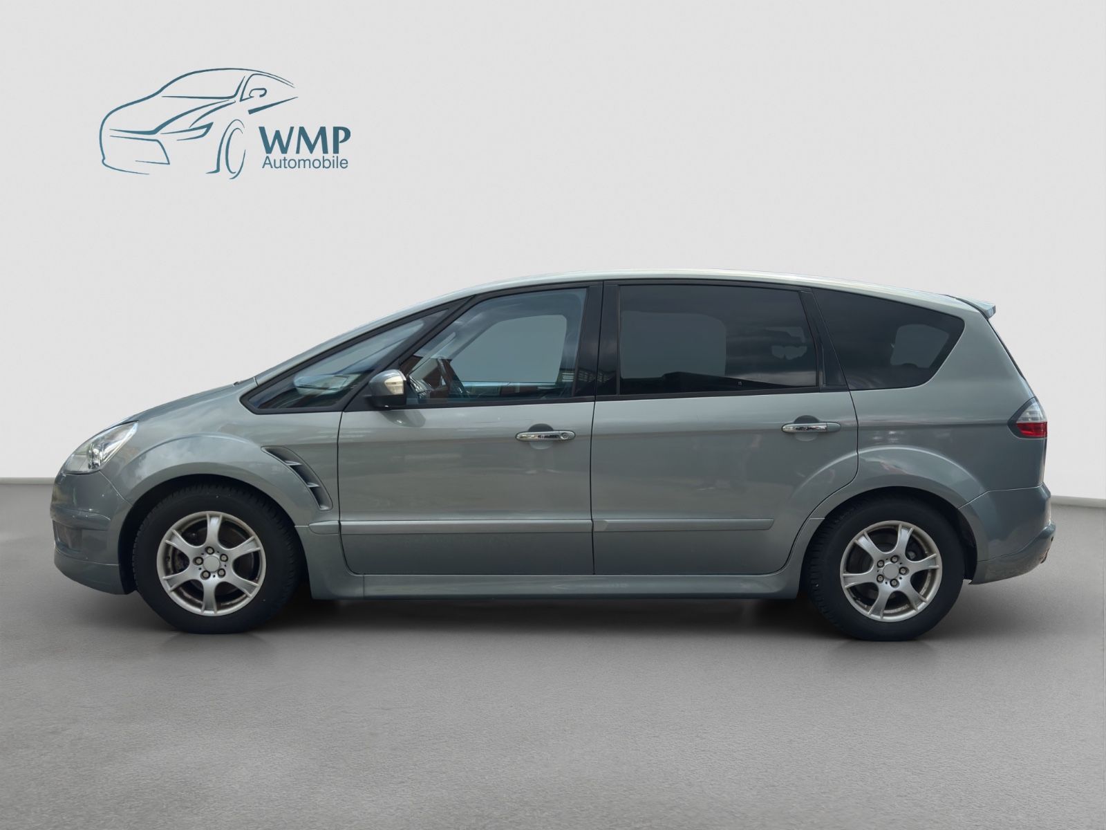 Fahrzeugabbildung Ford S-Max S-MAX Titanium S/Navi/PDC/Panorama/