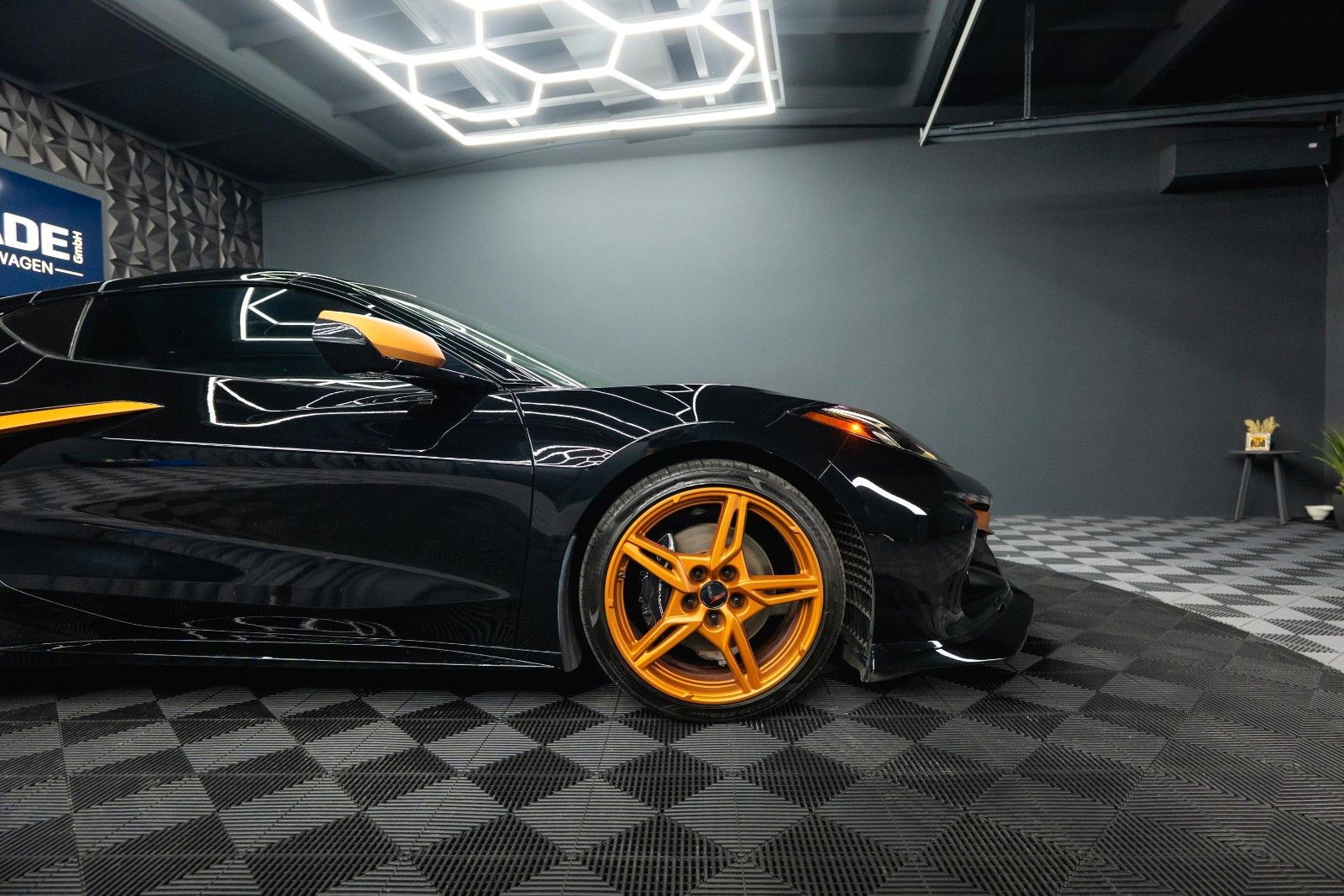 Fahrzeugabbildung Corvette C8 Stingray 1LT Targa Z51 Performance 19% VAT