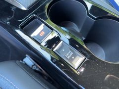 Foto Nummer 21: PEUGEOT 2008