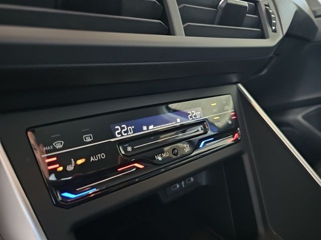 Fahrzeugabbildung Volkswagen Polo 1.0 Life KLIMA SHZ PDC APP-CONNECT