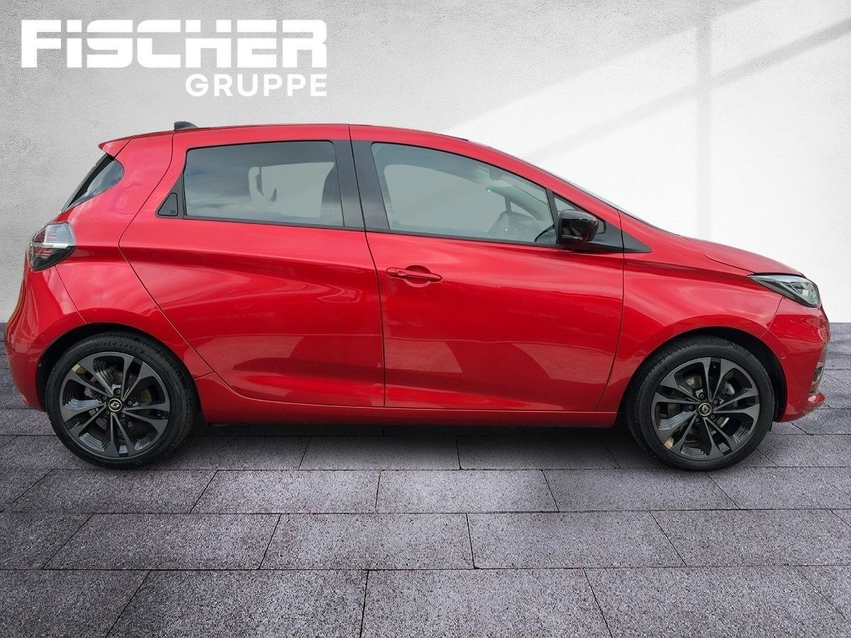Fahrzeugabbildung Renault ZOE Iconic R135 Z.E.50 Batt.-kauf SHZ Kamera