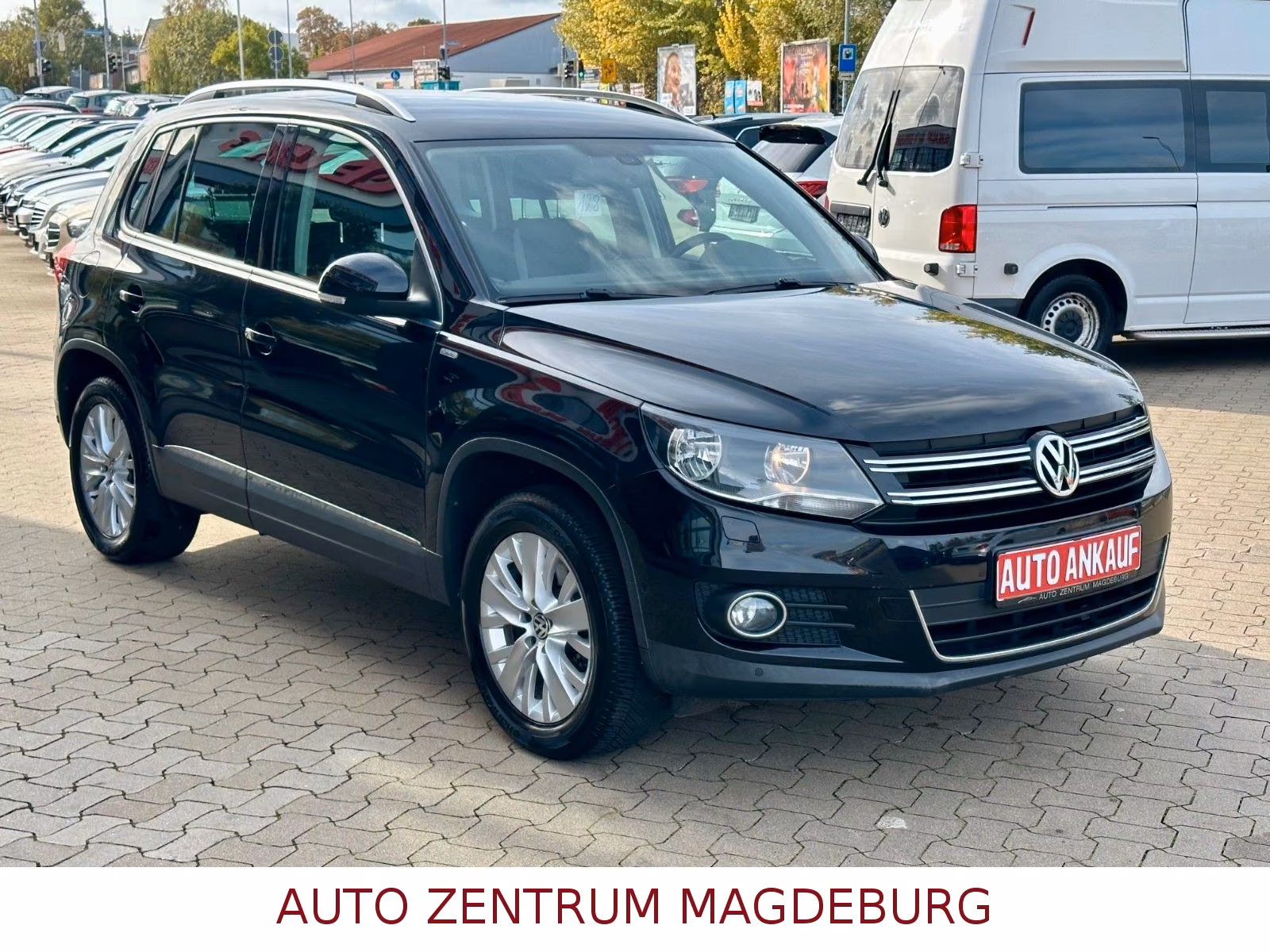 Volkswagen Tiguan Life *2.HAND*NAVI*AHK*TEMPOM.*SITZH.*PDC*