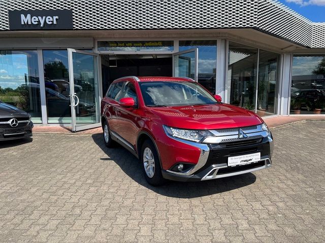 Mitsubishi Outlander ACTIVE 2WD Active 2WD