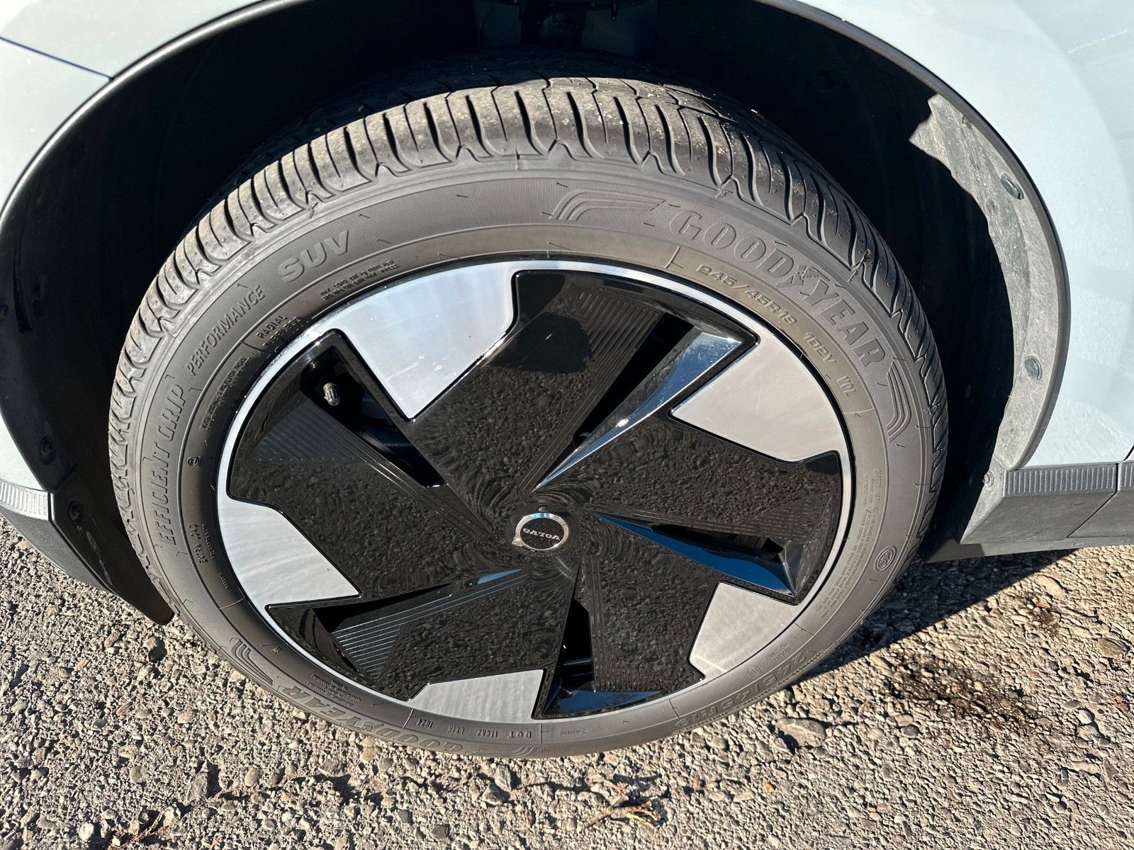 Fahrzeugabbildung Volvo EX30 Ultra Pure Electric Extenden Range "Pano"