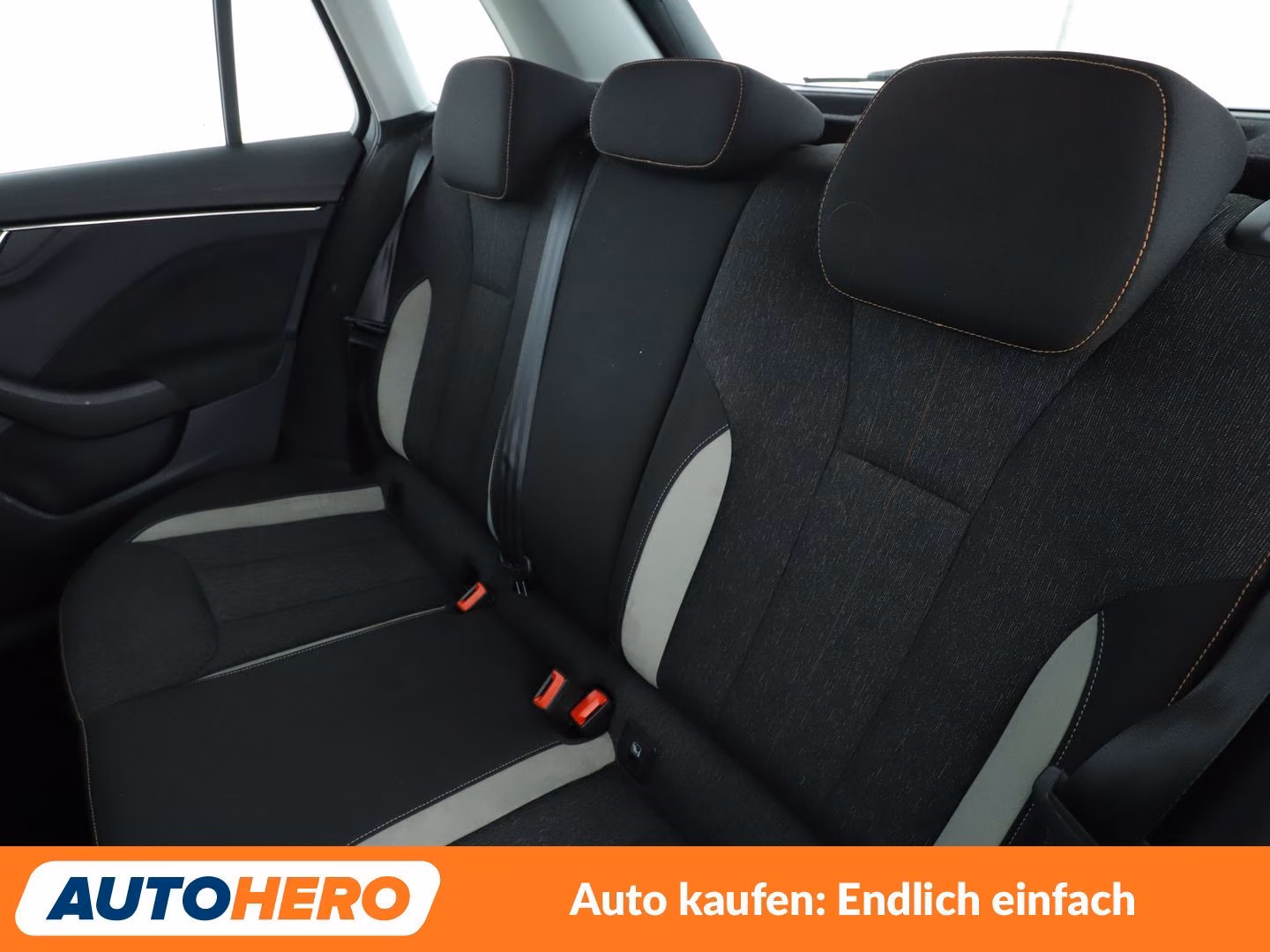 Skoda Kamiq 1.0 TSI Style Aut. *LED*TEMPO*PDC*SHZ*ALU*