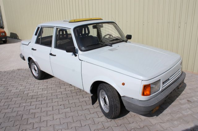 Wartburg 1,3 De Luxe - HU / AU NEU mit Schiebedach