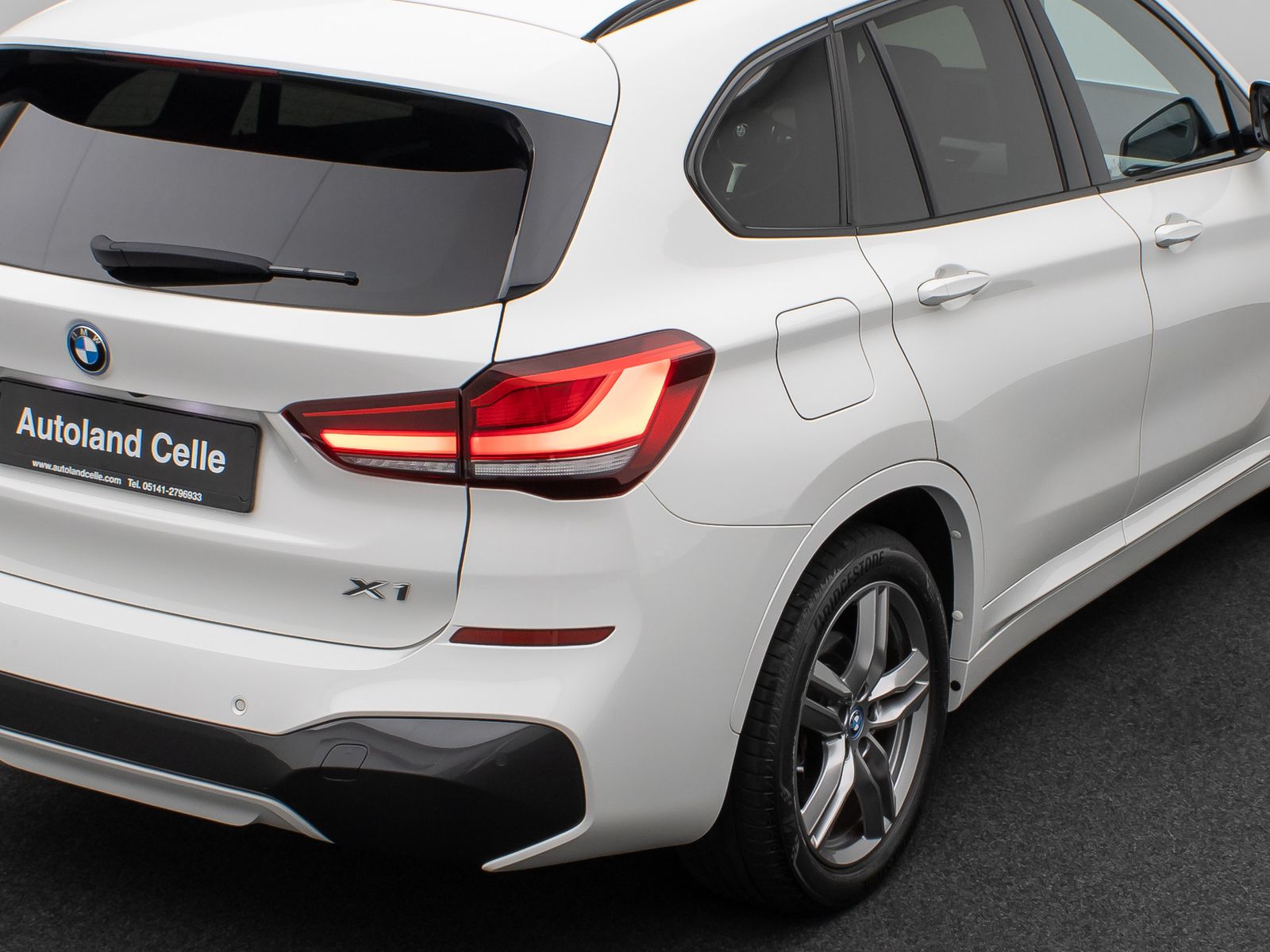 Fahrzeugabbildung BMW X1 xD25e M Sport Kamera HUD Stop&Go AHK Komfort
