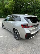 BMW iX1 xDrive30 - FACELIFT M-Sportpaket LED AHK - BMW iX1 von privat