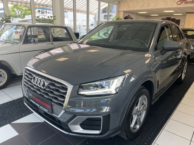 AUDI Q2 35 TFSI Sport*S-Tronic*Navi*LED*Tüv 01.2028*