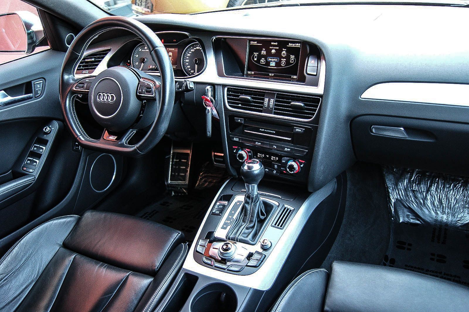Fahrzeugabbildung Audi S4 Avant 3.0T V6 quattro B&O Sound TOP GEPFLEGT