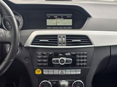 Fahrzeugabbildung C 180 Edition CGI AMG Line