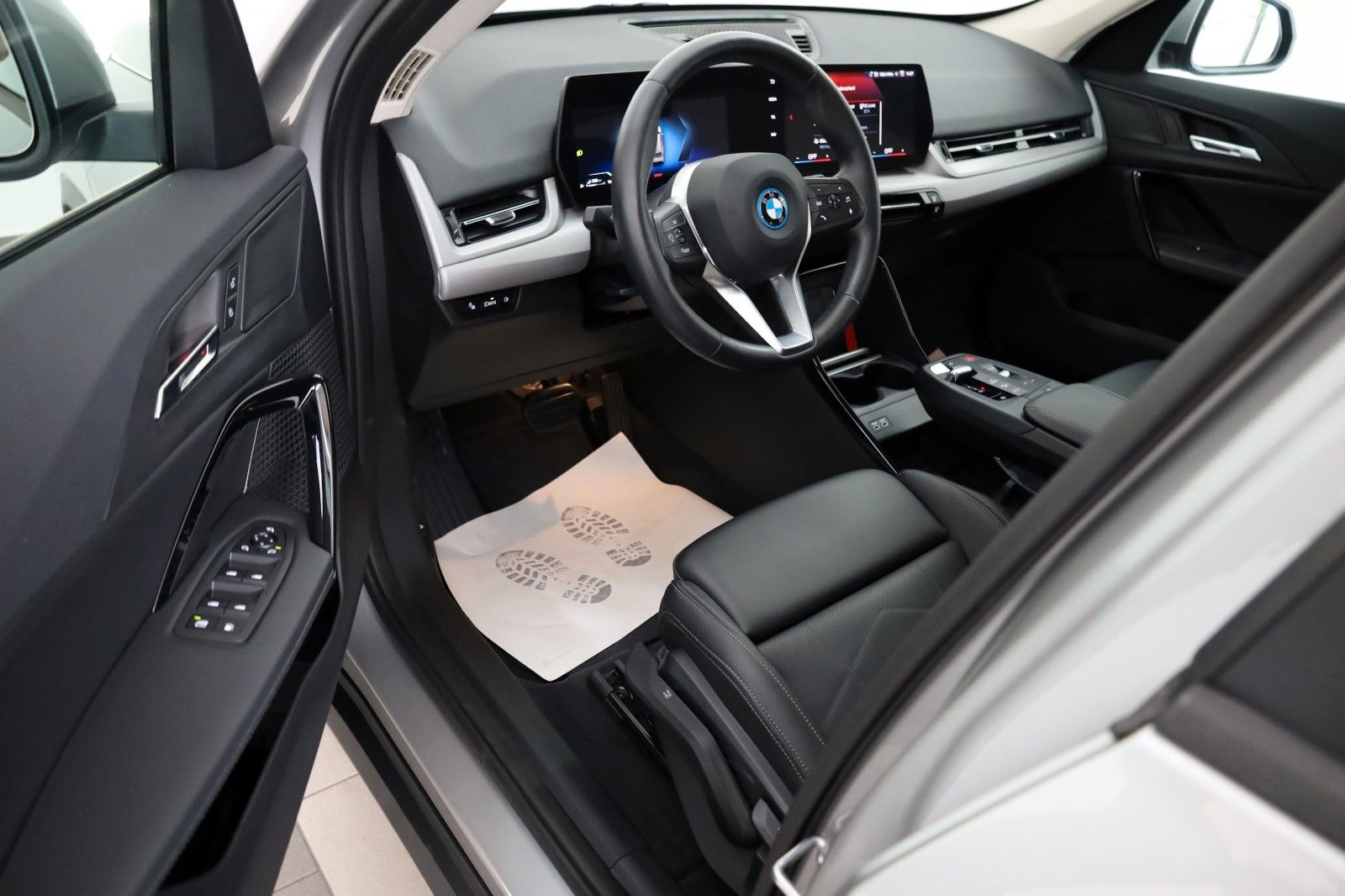 Fahrzeugabbildung BMW X1 xDrive25e, 4WD Leder,Navi,LED,Kamera,SH,AHK