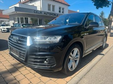 Audi Q7 - 1