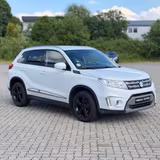 Suzuki 1.6 Club Aut./Navi/Kamera/SHZ/AHK/Tempomat - Suzuki Vitara Gebrauchtwagen in Hamburg