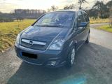 Opel Meriva 1,6 mit top Ausstattung! - Opel Meriva Gebrauchtwagen in Stuttgart