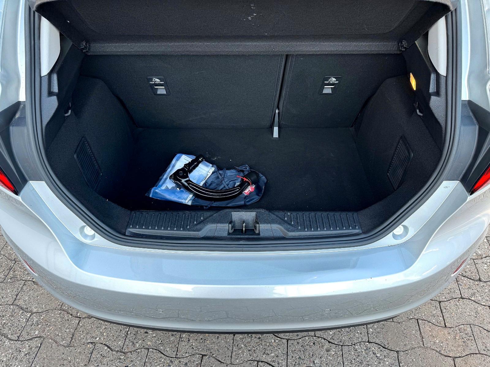Ford Fiesta Cool & Connect 5-türig (viele Extras)
