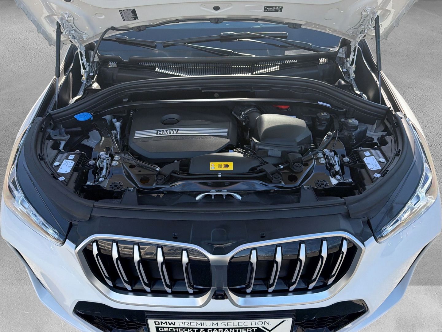 BMW X1 xDrive 30e M SPORT 18''LC PROF HuD ALARM AHK  foto 14