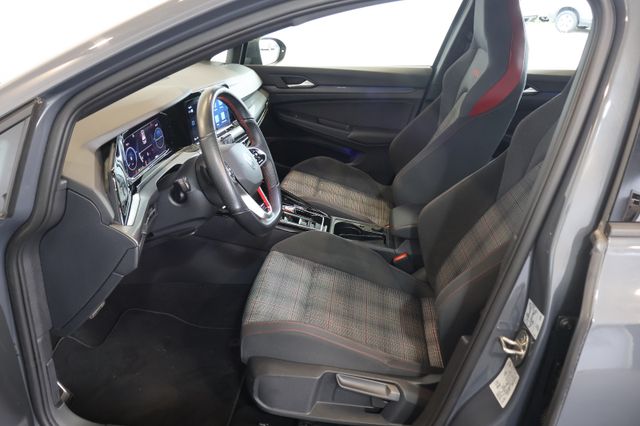 Volkswagen Golf 2.0 TSI GTI AID+LED+AMBIENT+CARPLAY