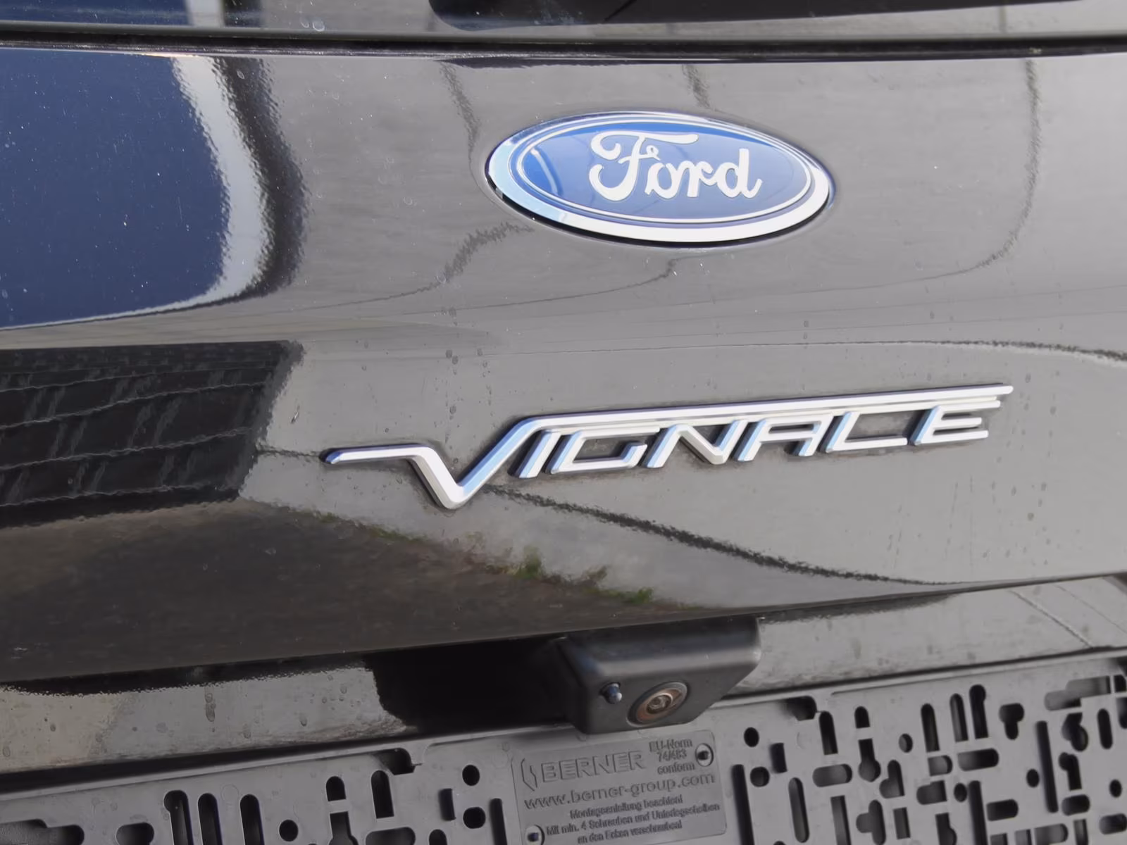 Ford Kuga 1.5 EB Vignale AHK Adapt. LED 20" LM-Felgen, миниатюра 29