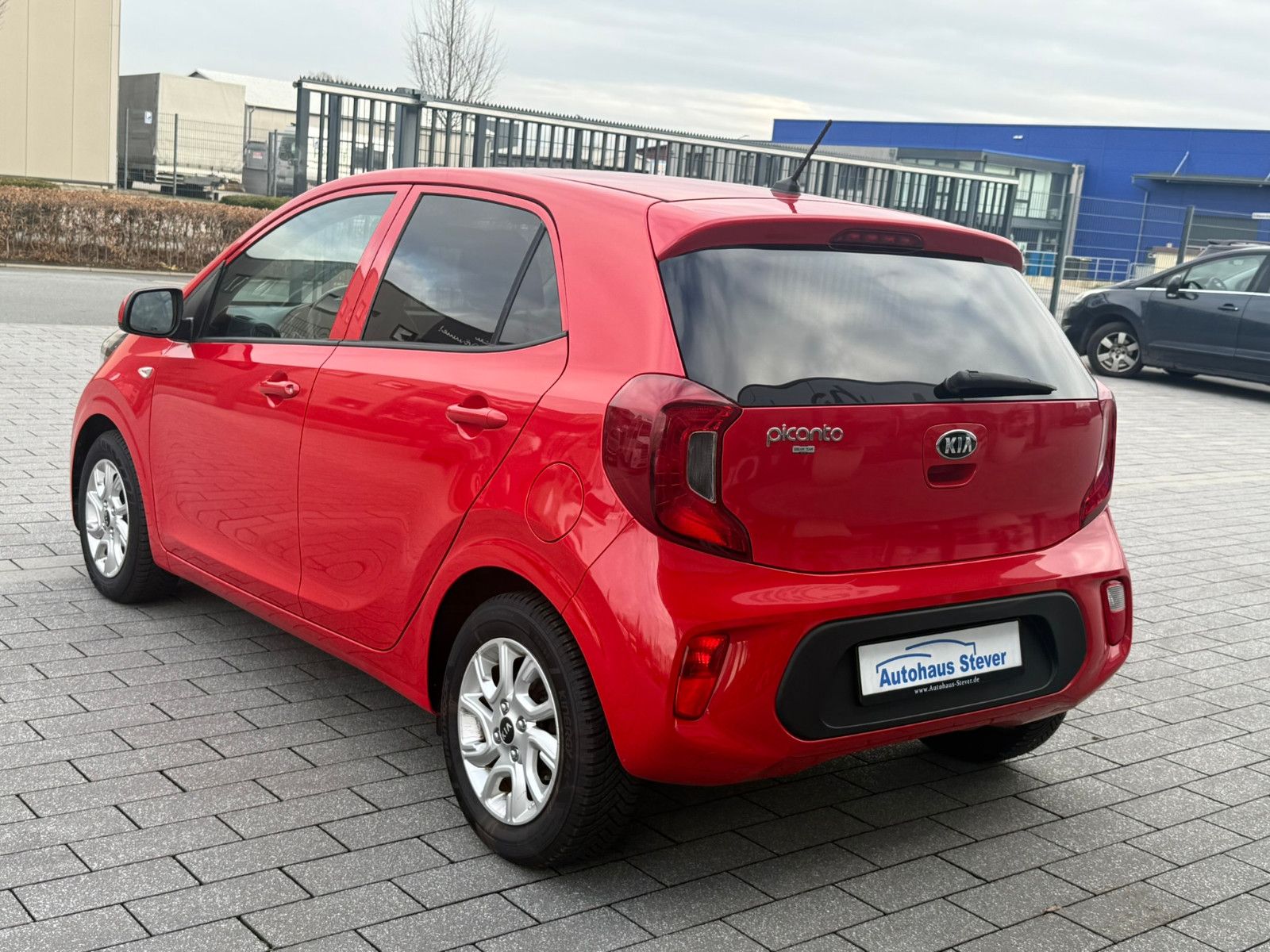Fahrzeugabbildung Kia Picanto Dream Team KLIMA SITZHEIZUNG ALLWETTER