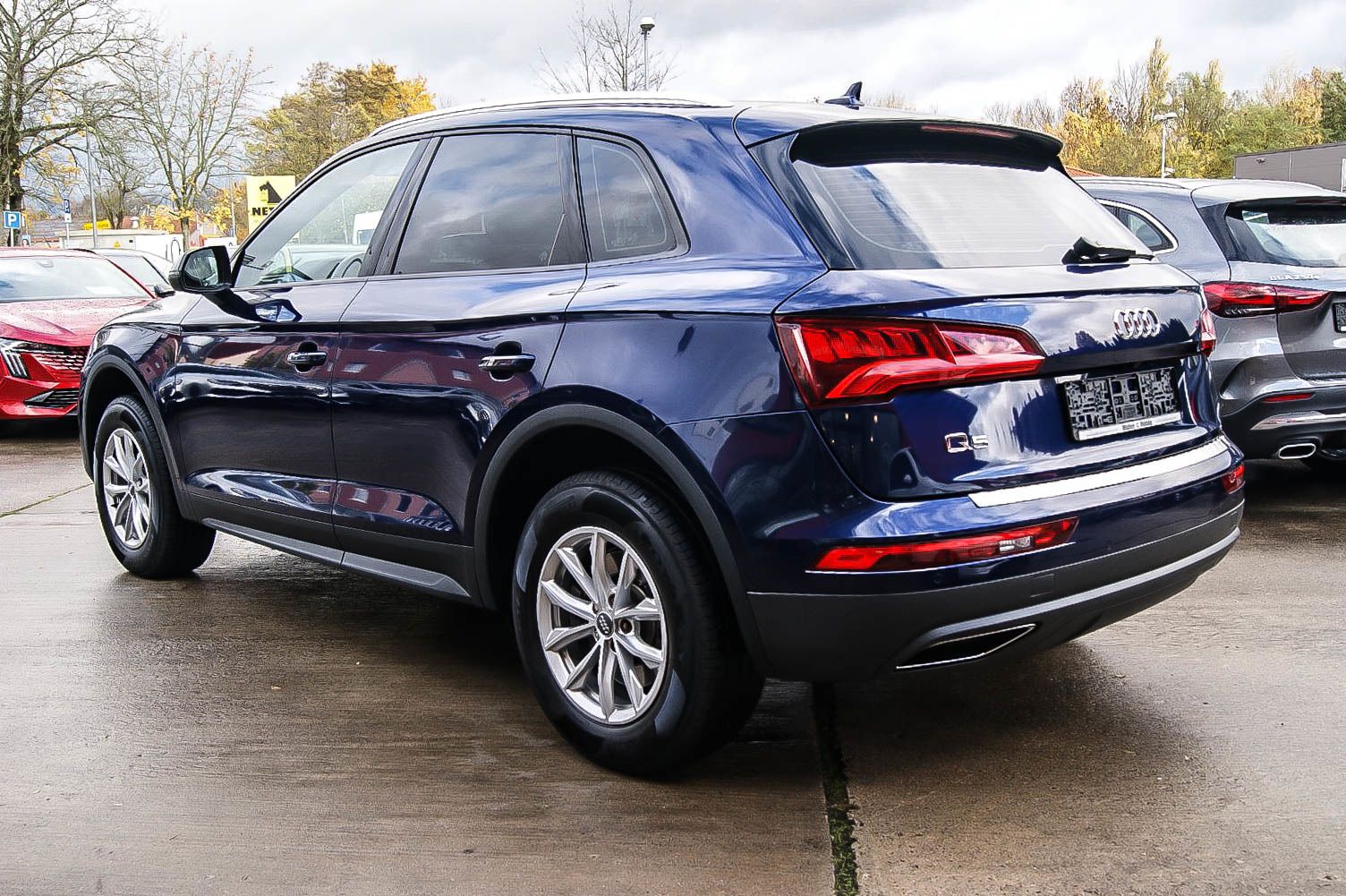 Fahrzeugabbildung Audi Q5 40 TDI quattro S tronic MATRIX LED PANORAMA