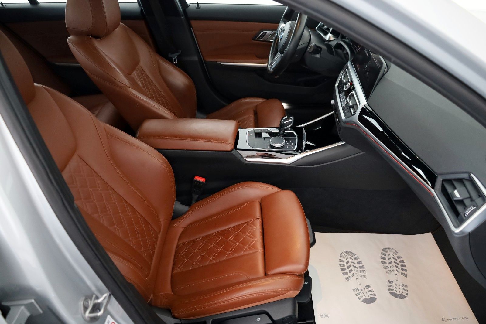 Fahrzeugabbildung BMW 318d Touring Sport Line,Leder,Navi,LED,HUD,AHK e