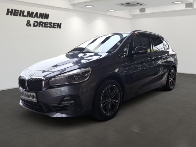 BMW 220 Active Tourer Sport Line Automatik/Navi/ACC/