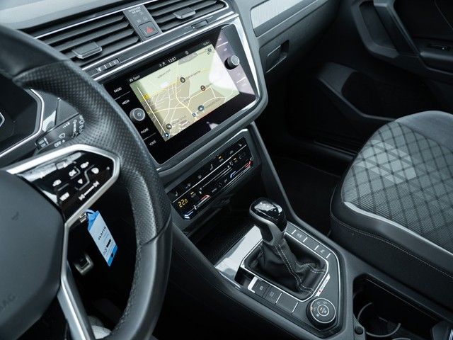 Tiguan R-Line TDI DSG 4M. AHK LED NAV Kamera