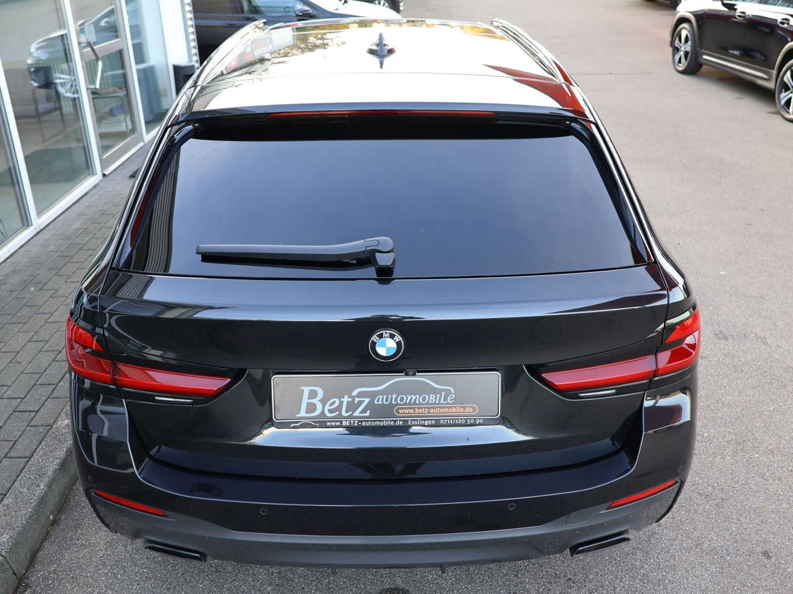 BMW 530 d xDrive M-Sport Pano Laser Memory HUD foto 10